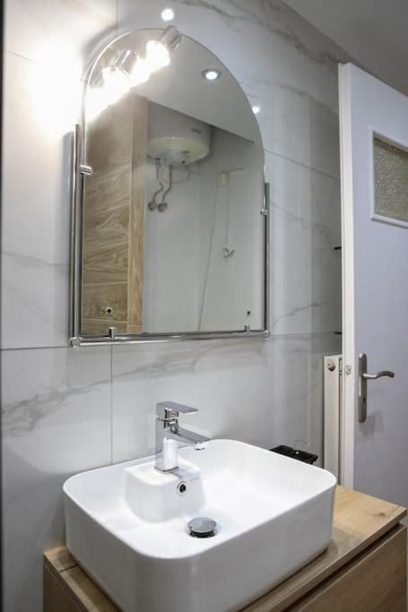 Stylish And Comfortable Apartment